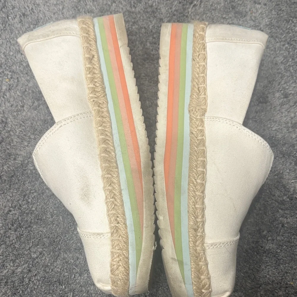 TOMS Women's Off-White Espadrilles